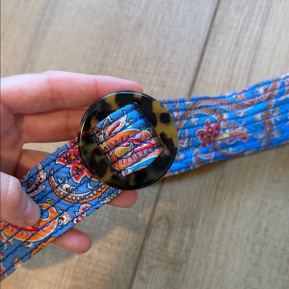 J Crew adjustable Colorful Paisley Fabric Belt size small - Picture 2 of 4